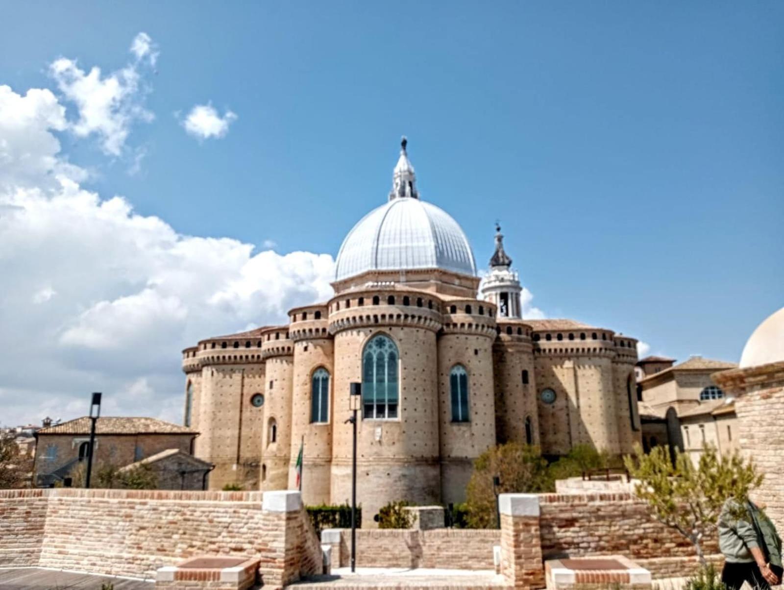 Agriturismo Rosa Antica Monte San Vito Bagian luar foto