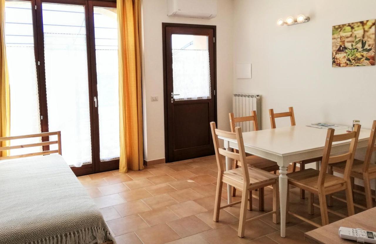 Agriturismo Rosa Antica Monte San Vito Bagian luar foto